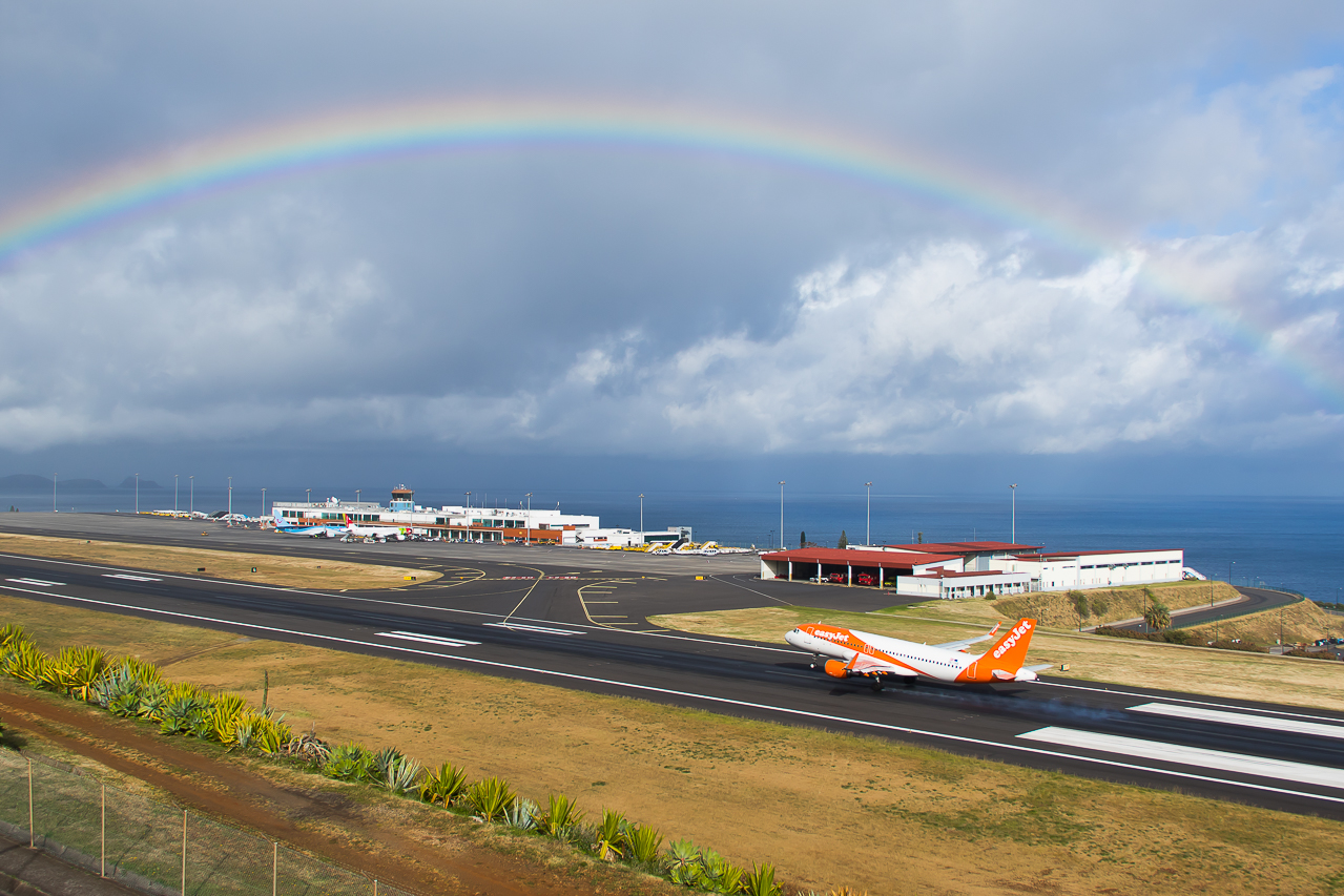 travel from madeira airport to funchal